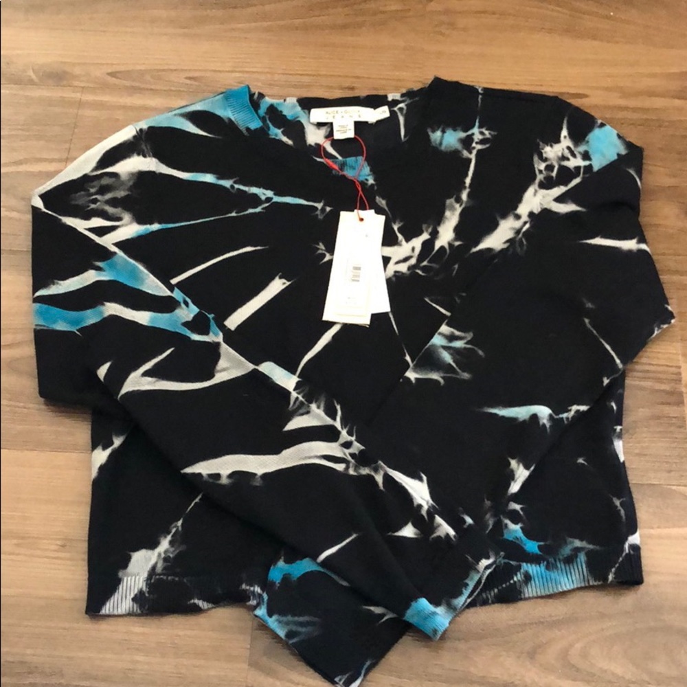 new with tags Alice and Olivia tie dye cropped